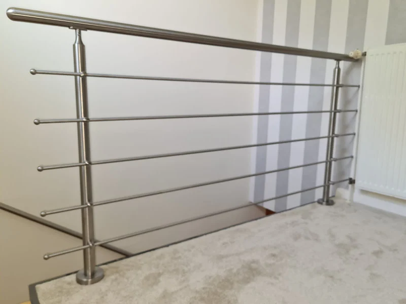 Schutzgeländer aus Edelstahl