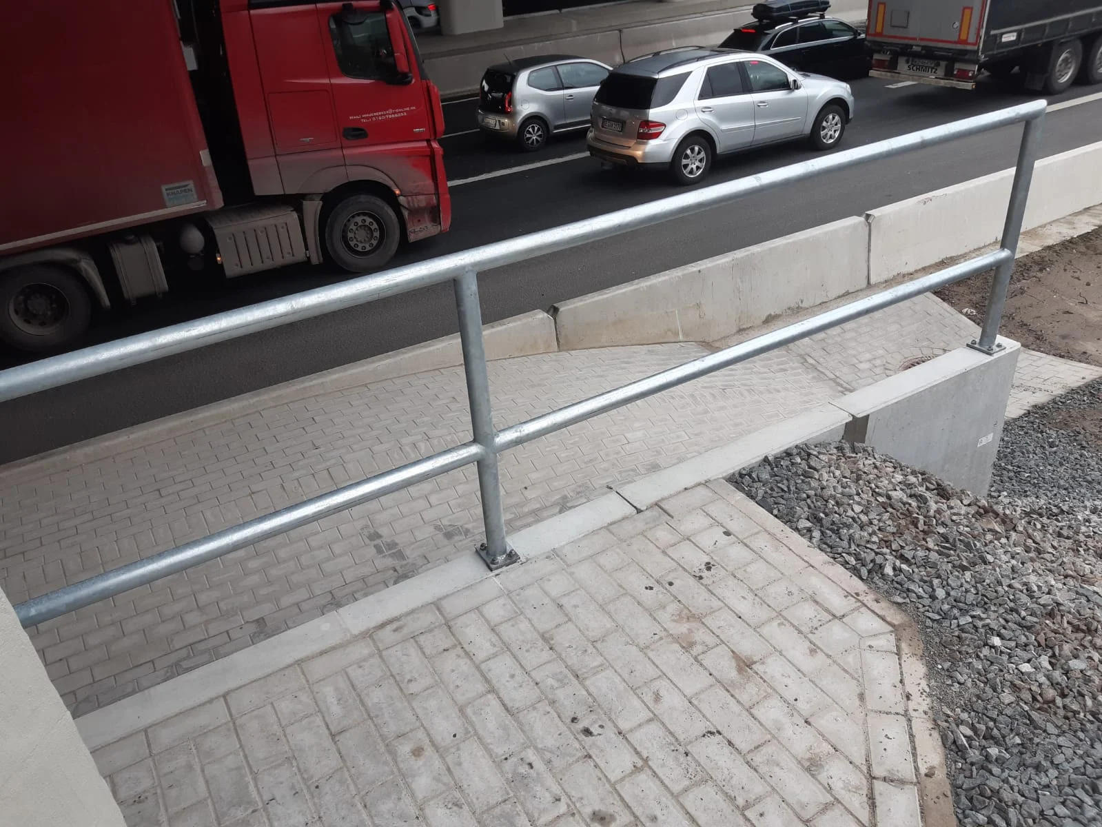 Schutzgeländer für Autobahn 7 Schnelsen